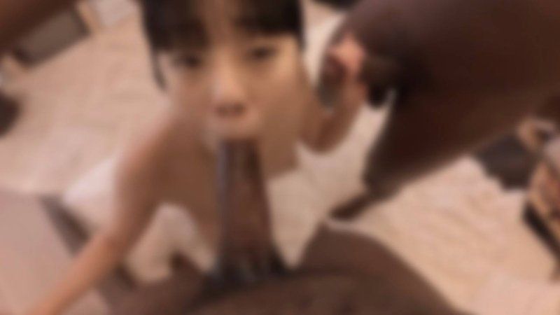 【期間限定公開】黑人巨根深喉口交讓口水狂噴！！與美乳美臀美女及兩名巨根黑人一起瘋狂幹爆，無套內射讓她徹底屈服的3P性愛！