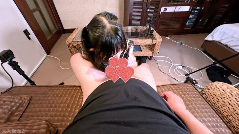 堇 (18歲) 總之就是非常可愛的堇醬。這是一段將中出、肛門貫通ATM、以及Cosplay中出等第二次拍攝時的主觀視角影片